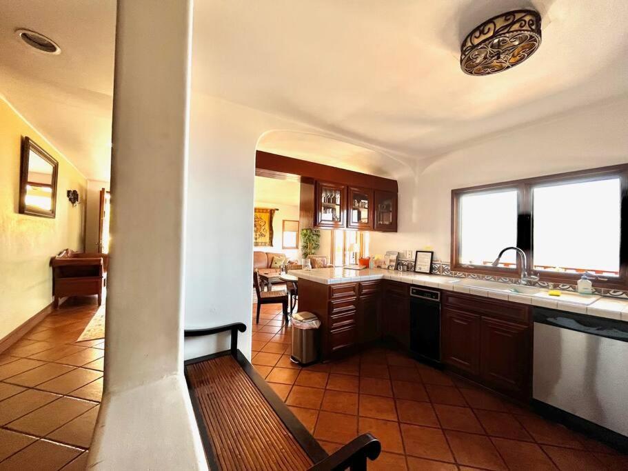 Sunrise Bliss Villa Avalon Exterior photo